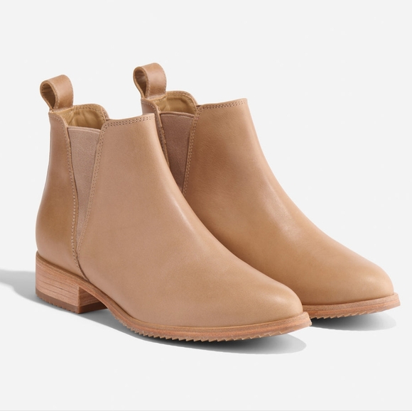 NIB Nisolo Eva Everyday Chelsea Bootie 7 Tan Almond Leather...